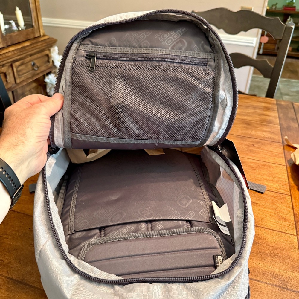 OGIO Tenable Gray Ripstop Tech Vault Laptop Backpack New With Tags - Picture 4 of 12